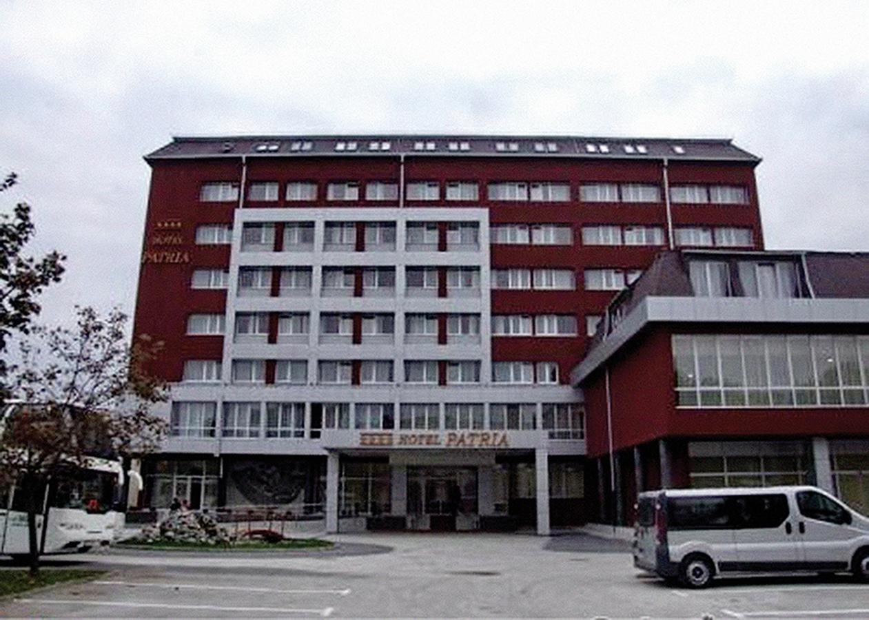 Hotel Patria 수보티차 외부 사진